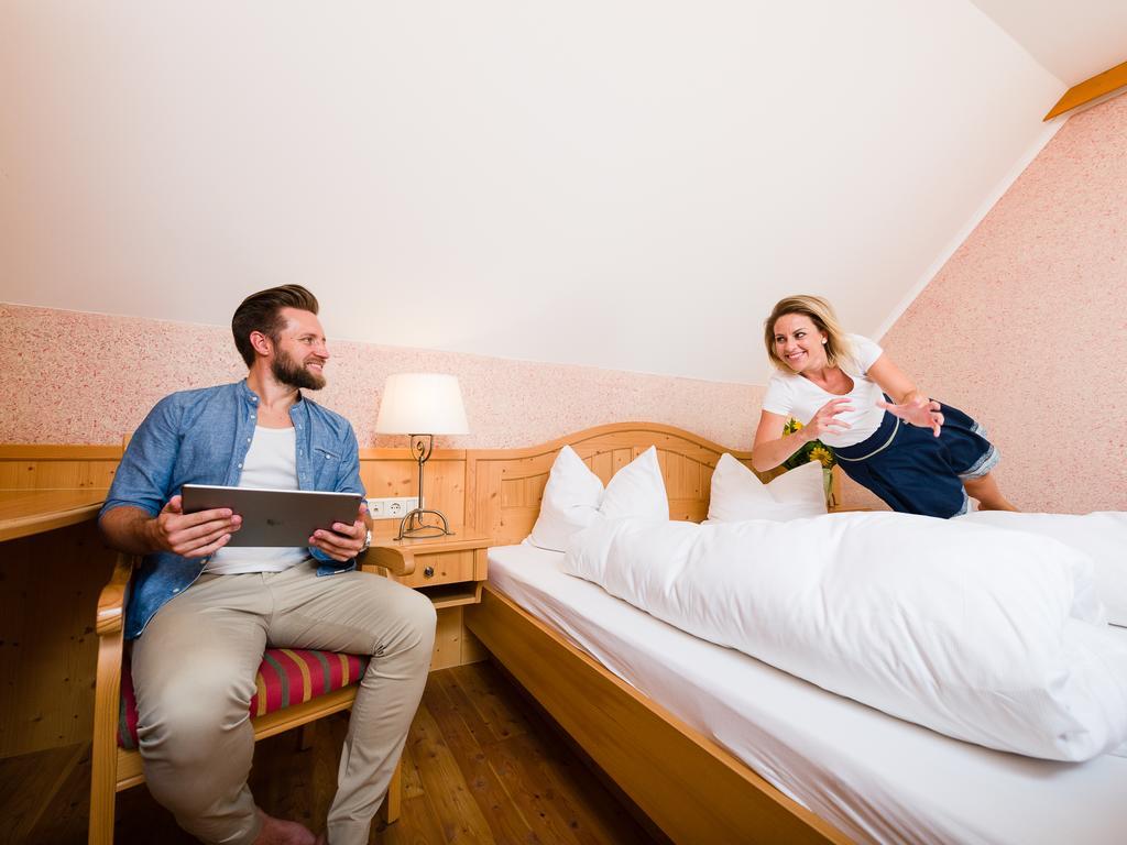 Gasthof Hotel Schmied Arnfels Ngoại thất bức ảnh