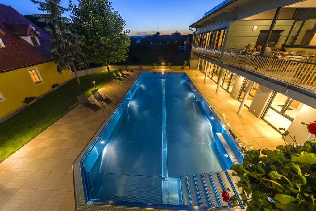 Gasthof Hotel Schmied Arnfels Ngoại thất bức ảnh